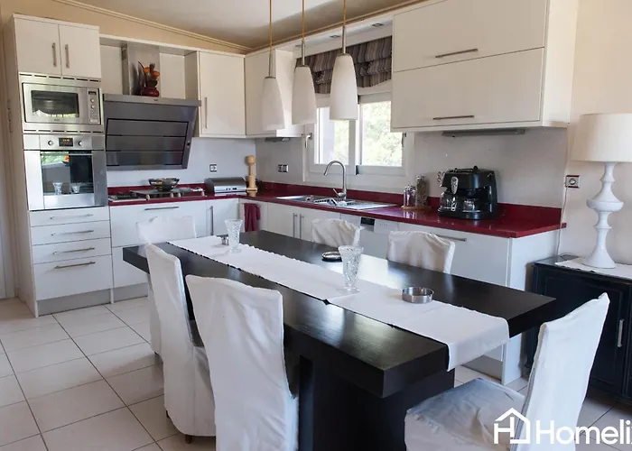 Βίλα Roses Δροσιά